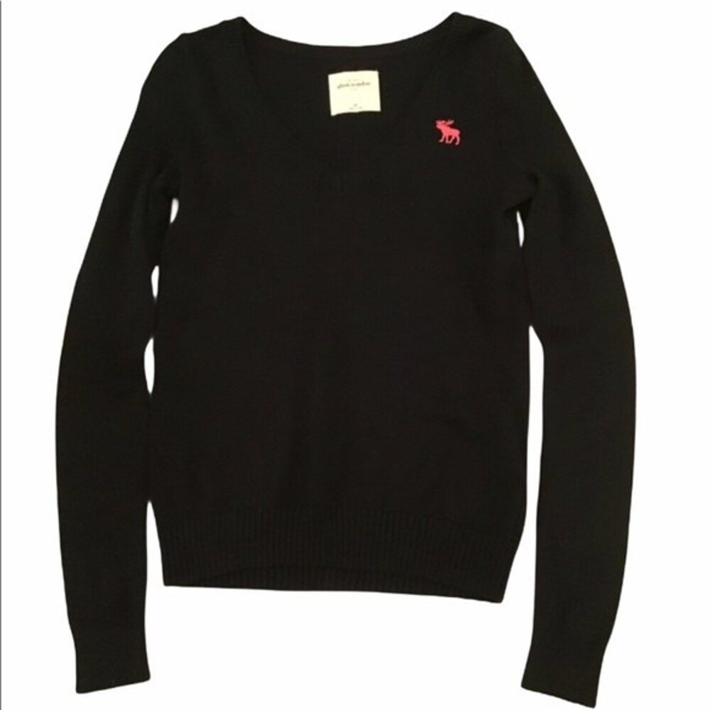 Abercrombie  Kids V-Neck Sweater Size M
